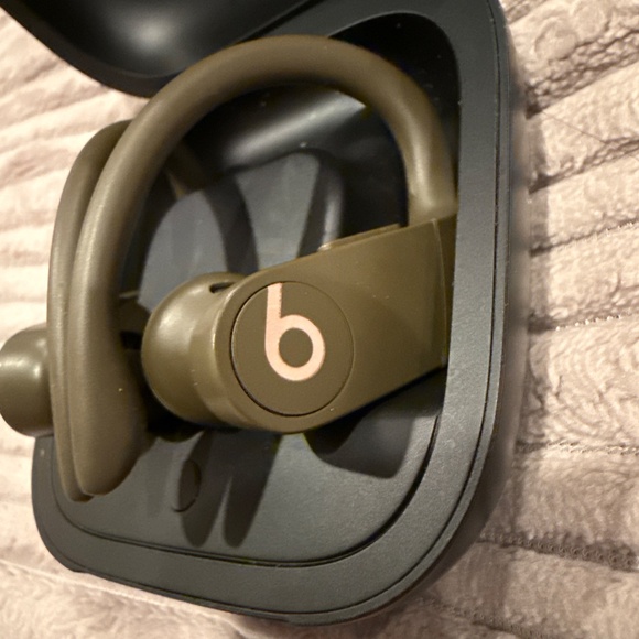 Beats by Dre Powerbeats Pro - Green - Picture 4 of 4